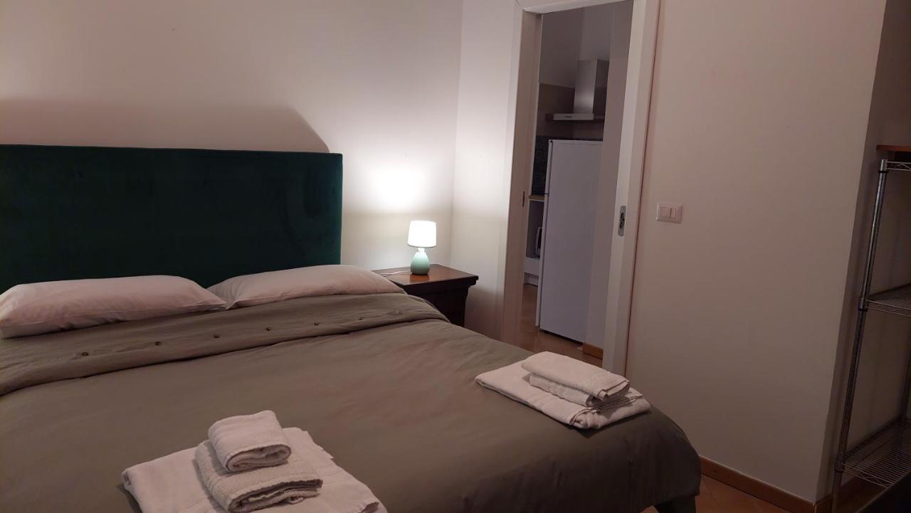 Appartament La Maison Petit Napoli Bagian luar foto