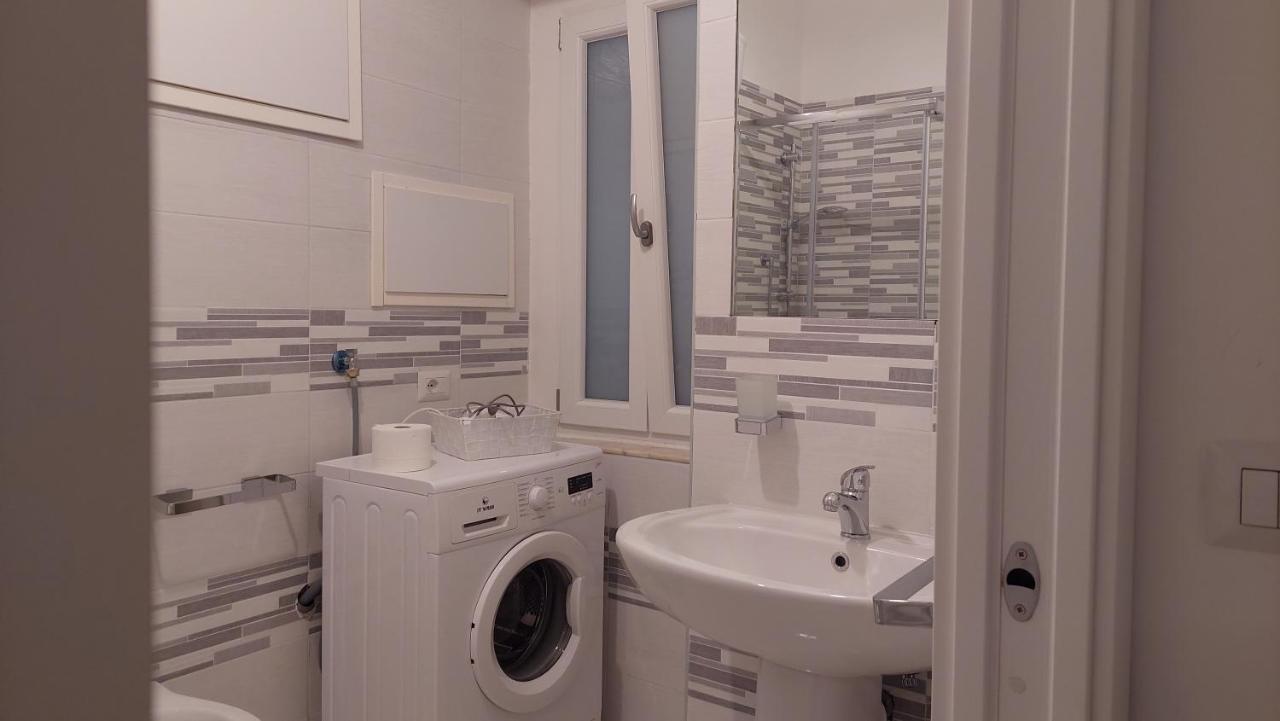 Appartament La Maison Petit Napoli Bagian luar foto